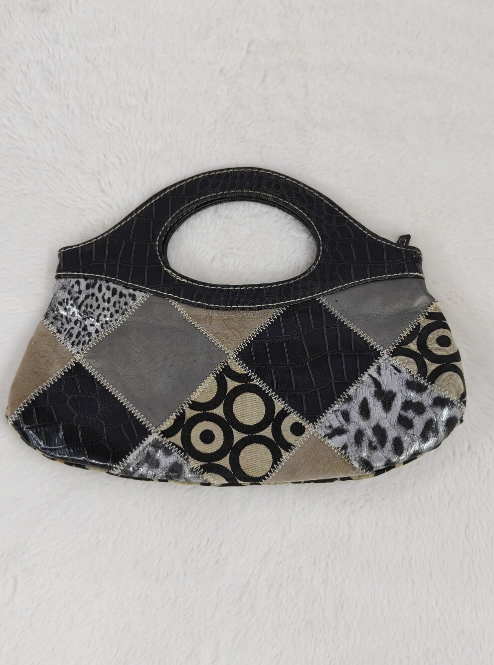 Patchwork Pattern Black and Gray Women's Cutout Handle Bag + Free Gift
